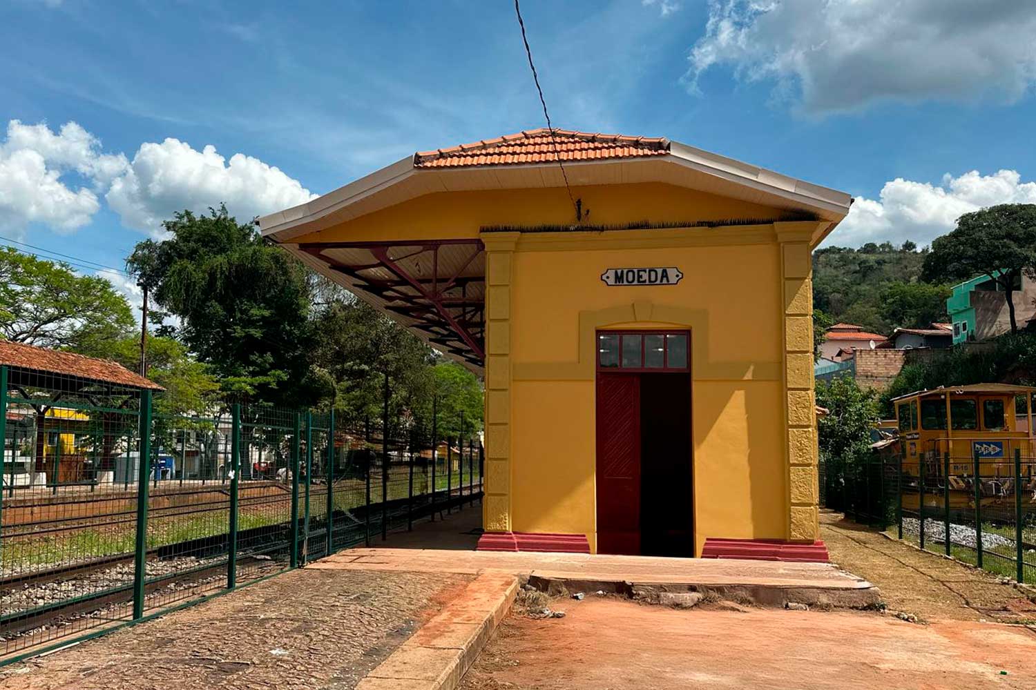 Estação centenária de Moeda ressurge como novo espaço de cultura e pertencimento